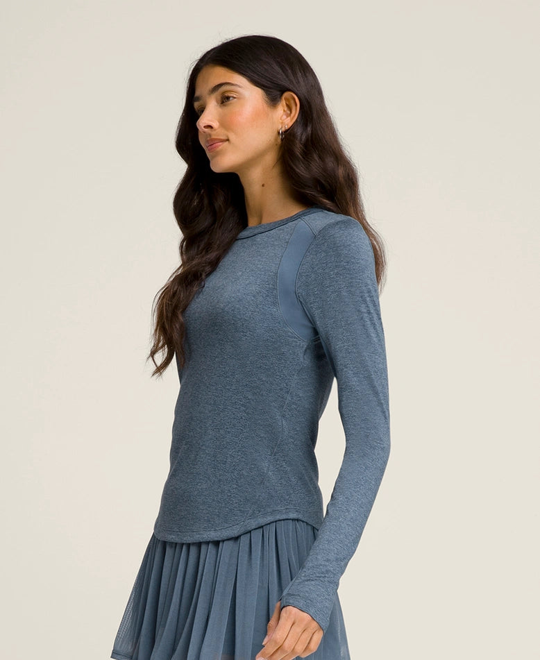 Wilson Womens All Day Long Sleeve Top