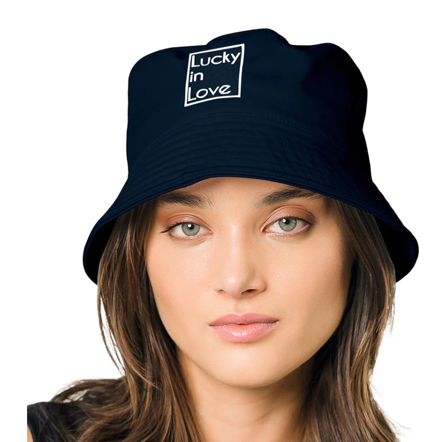 LUCKY BUCKET HAT