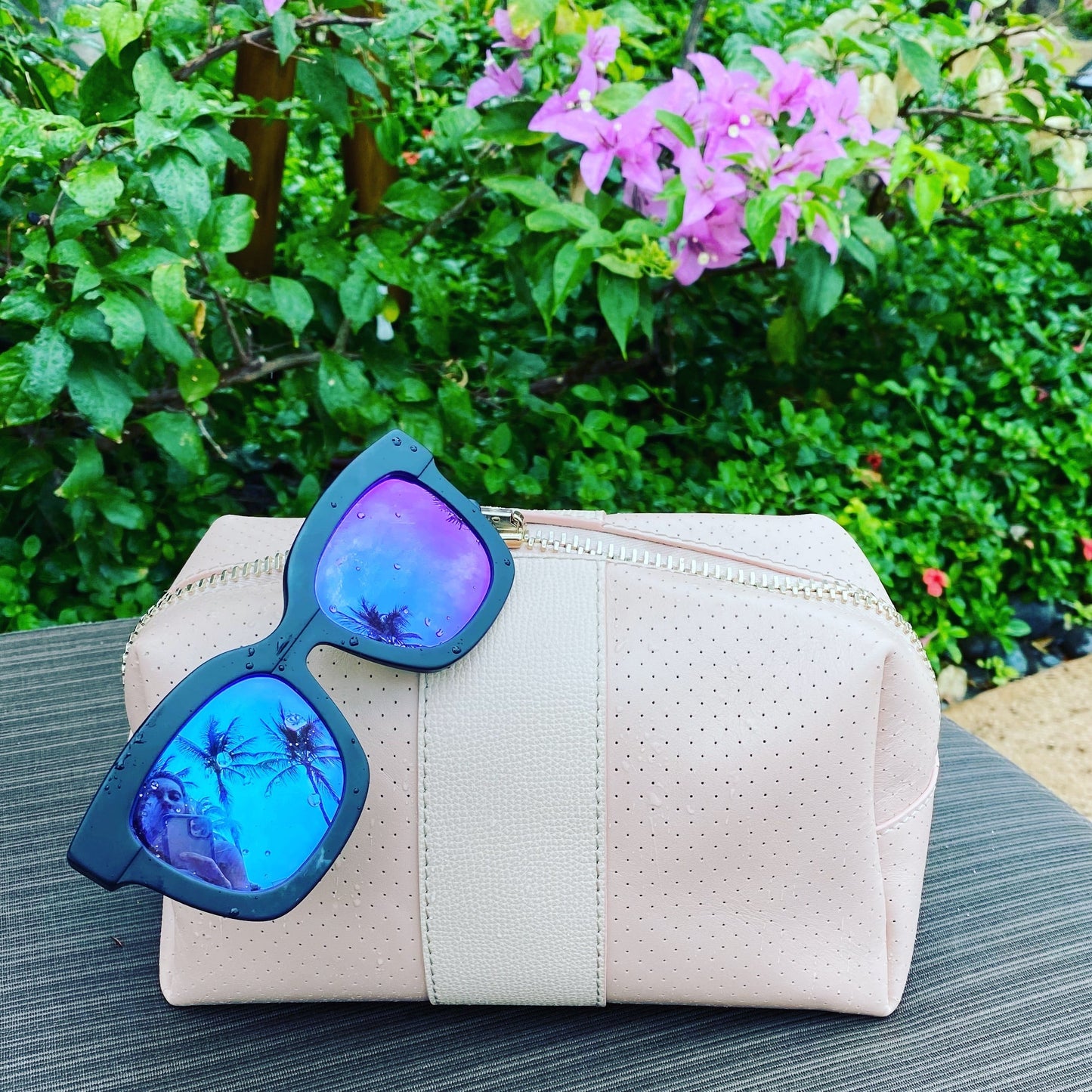 24/7 Bag - Black Leather/Gunmetal Zipper