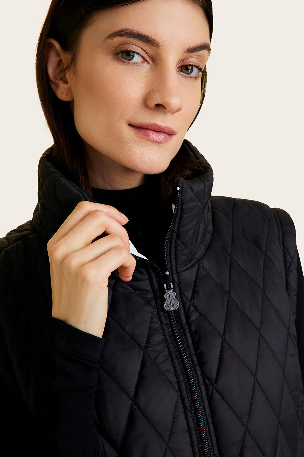 Alala reversable puffer vest