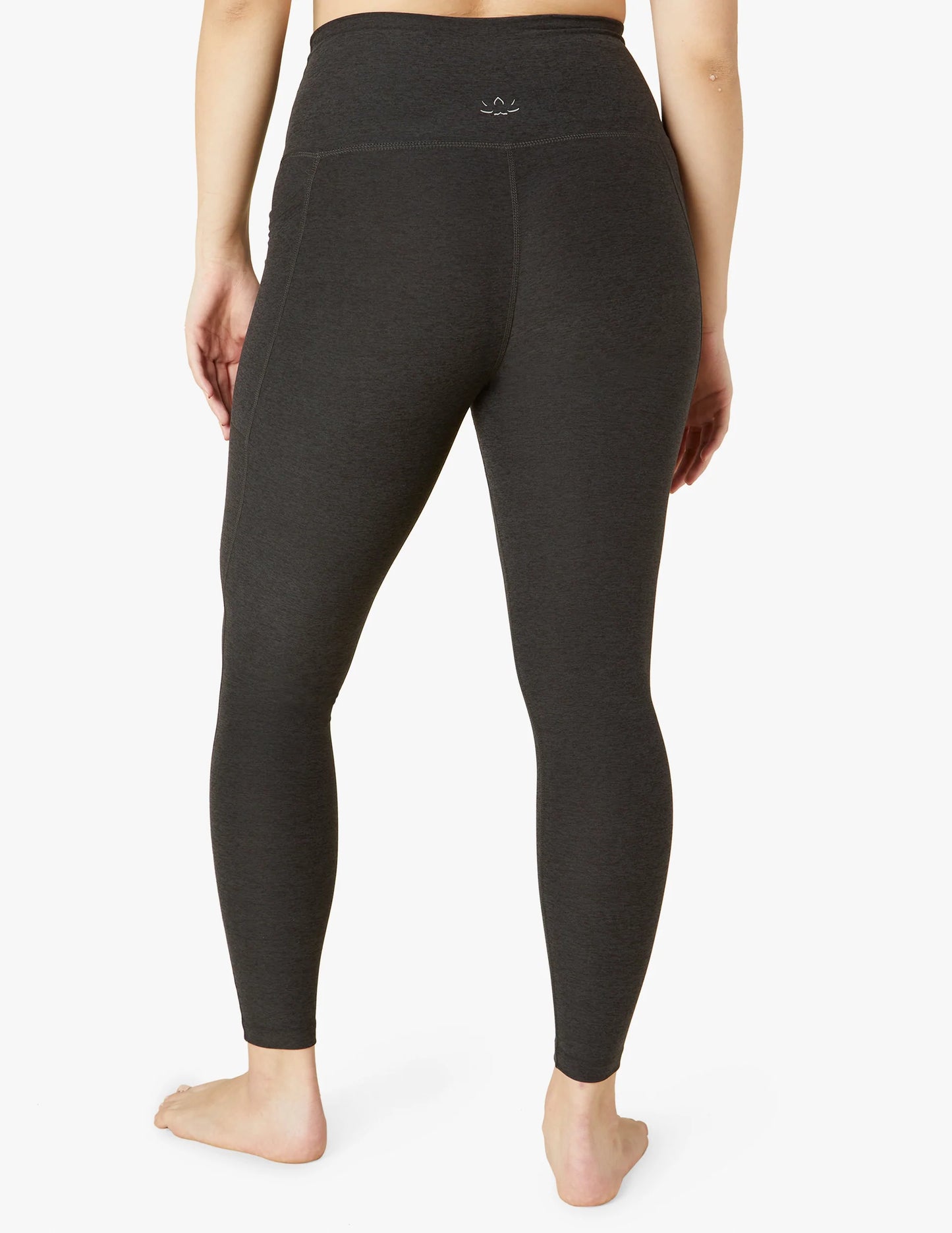 Beyond Yoga- Out of pocket high waisted midi legging