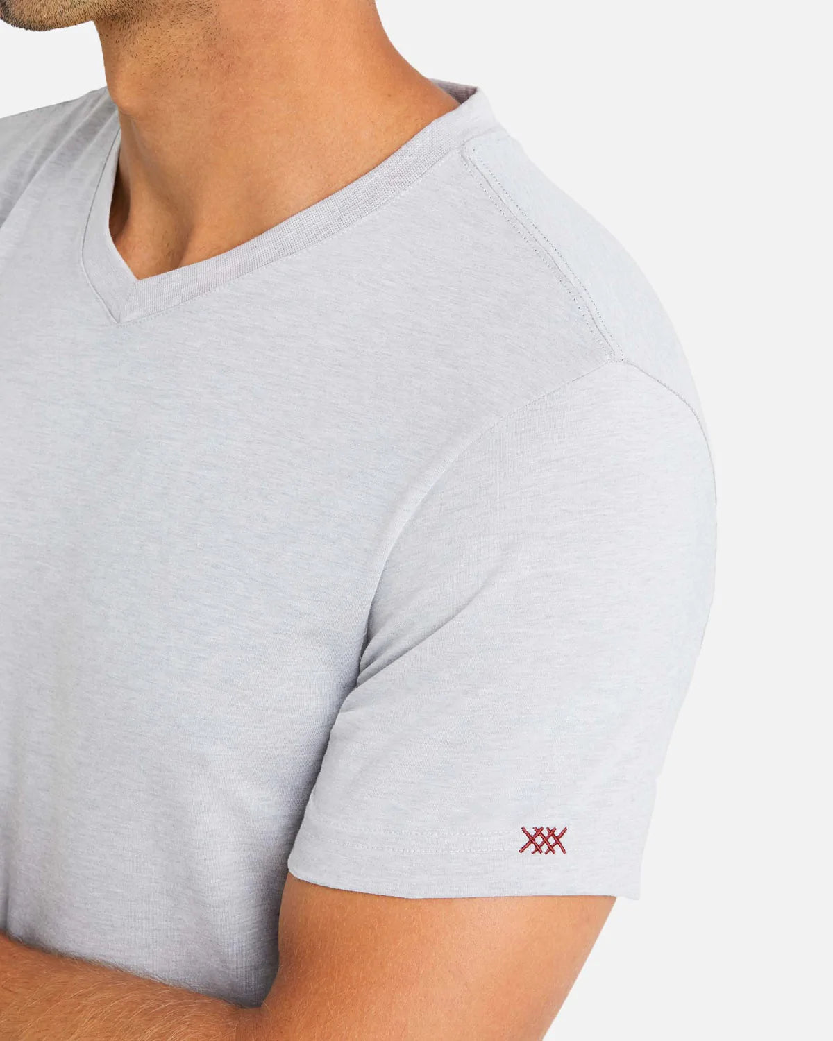 Rhone Element v neck tee