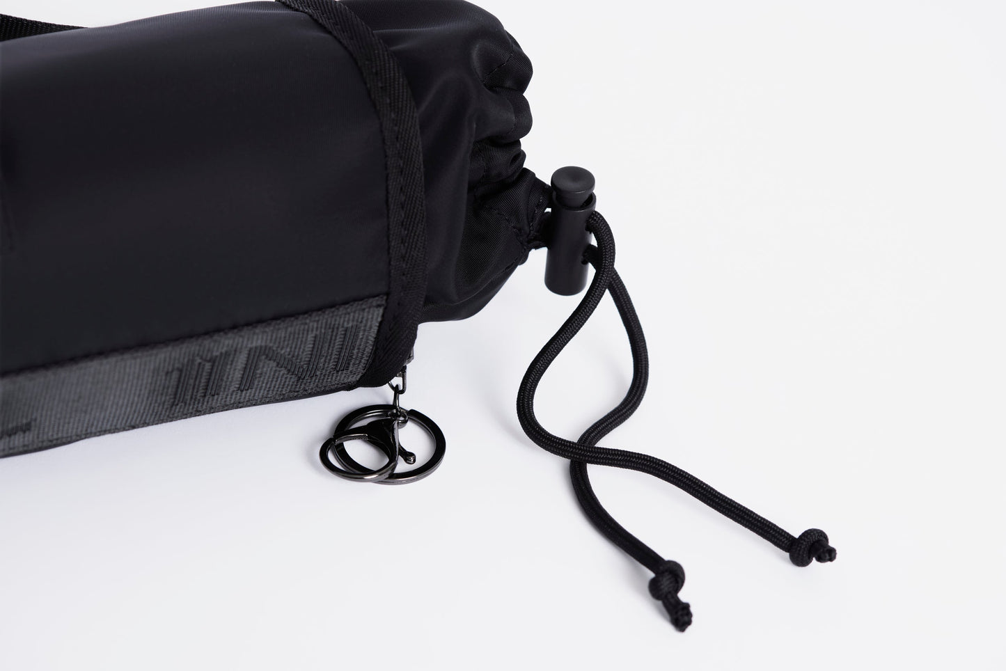 BALL + BOTTLE CARRIER - BLACK