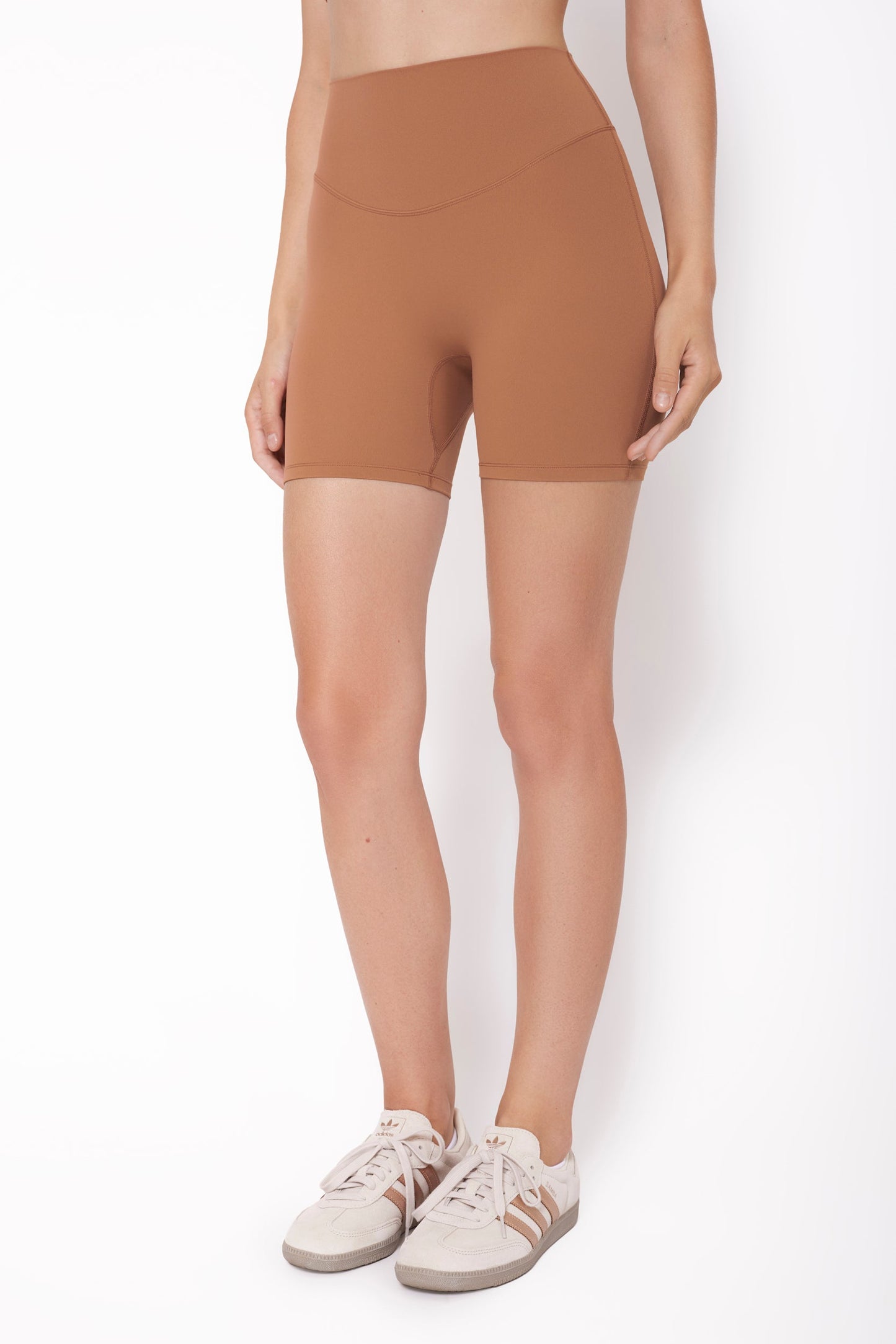 CLEVELAND BIKER SHORT - SUEDETECH MOCHA
