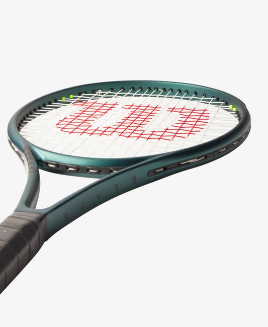 Wilson Blade 100L V9 Tennis Racket